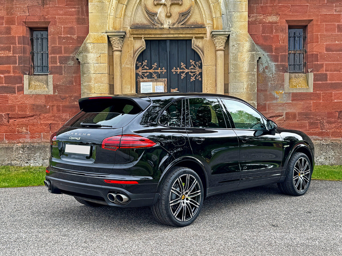 PORSCHE CAYENNE S E-HYBIRD PLATINUM – 416PS – 4x4 - 3