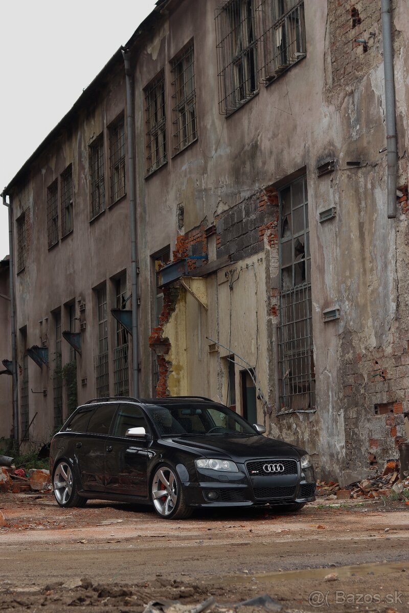Audi RS4 avant b7 - 3