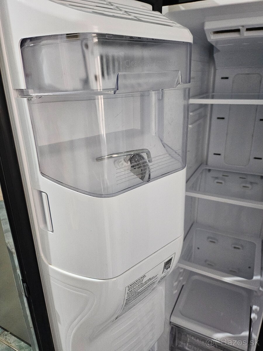 Americka chladnicka - 3