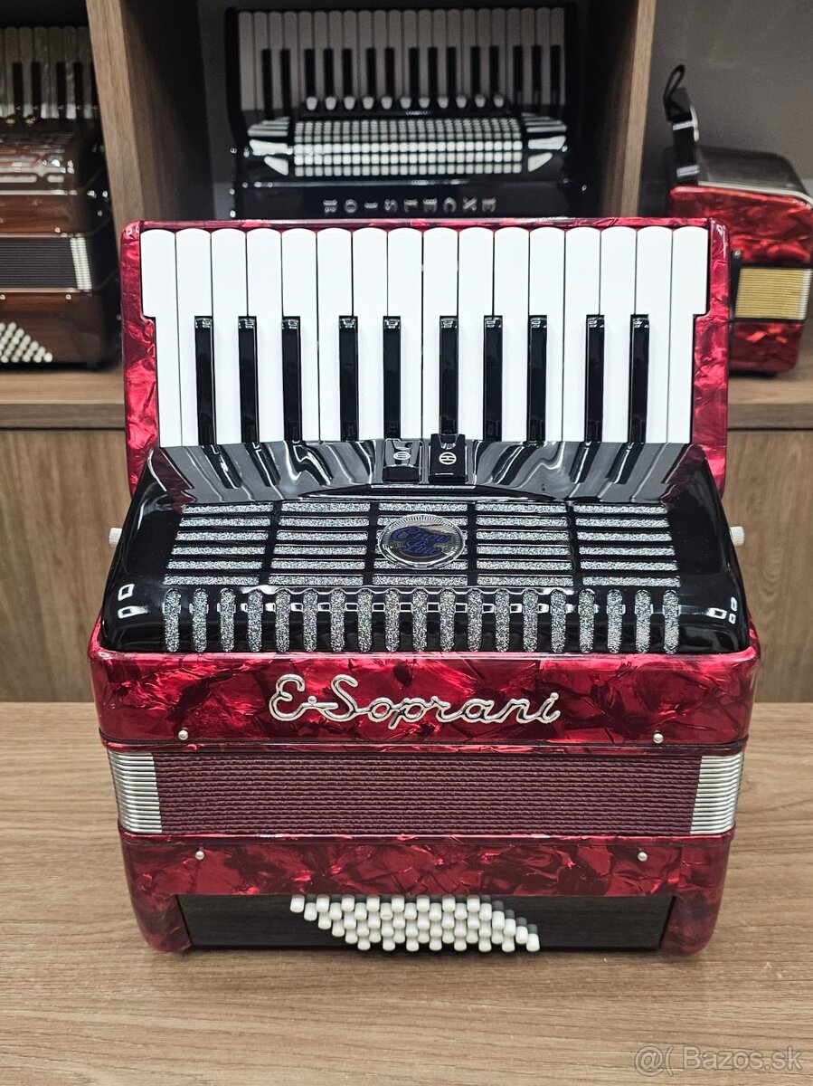Novy akordeon E-soprani vhodny do ZUŠ - 3