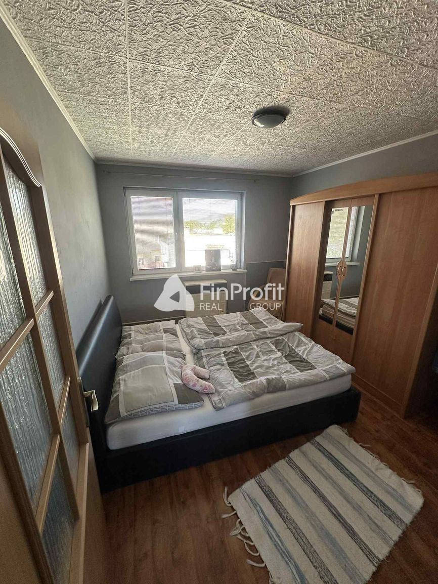 Exkluzívne na predaj priestranný 4-izbový byt s garážou a pa - 3