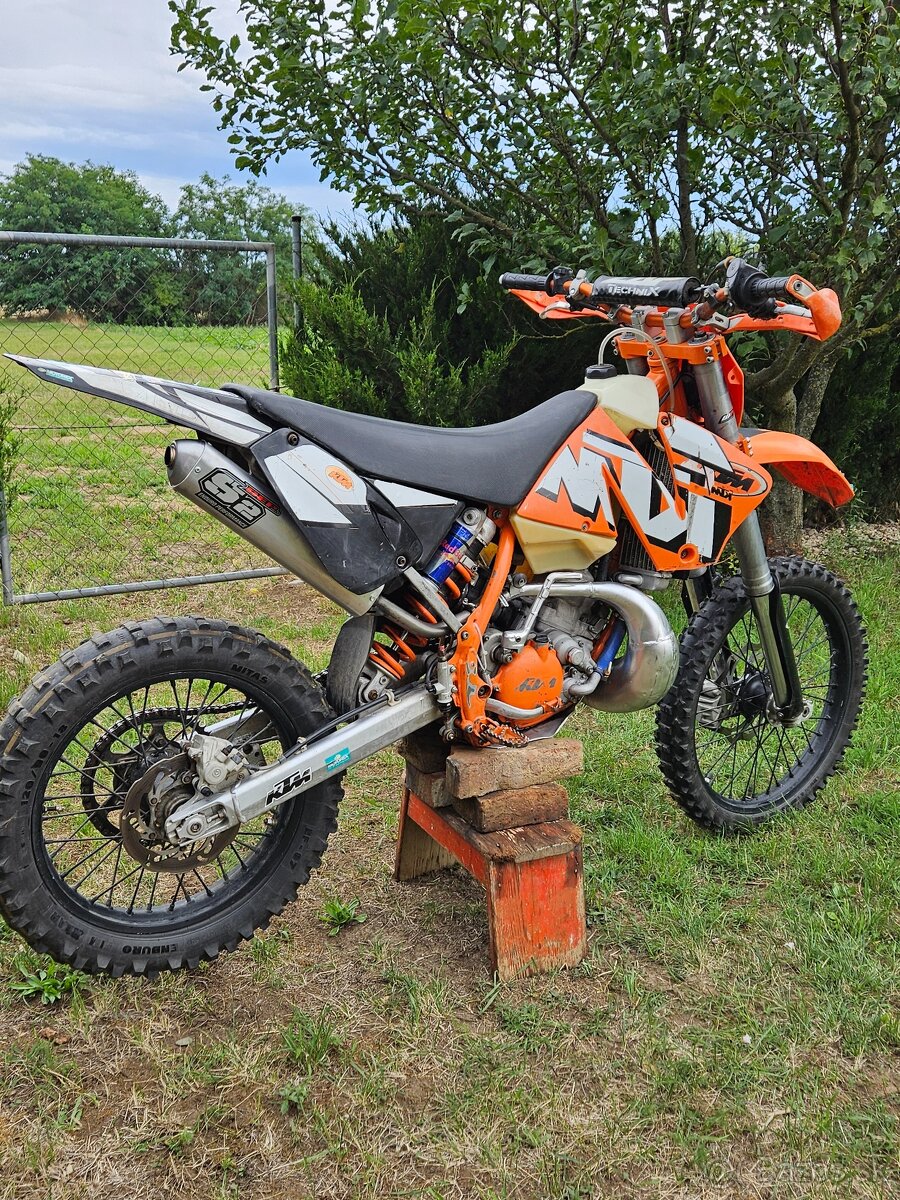 Predám KTM EXC 200 - 3