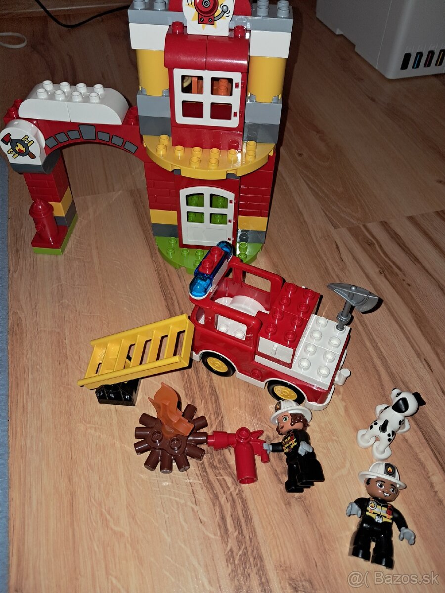 Lego duplo hasičská stanica - 3