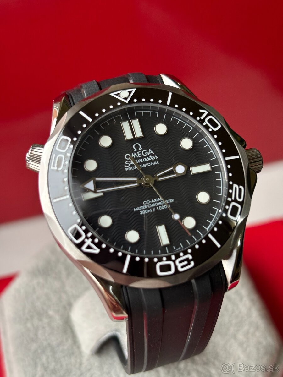 Omega Seamaster 300M, Rubber Strap, 42mm - 3