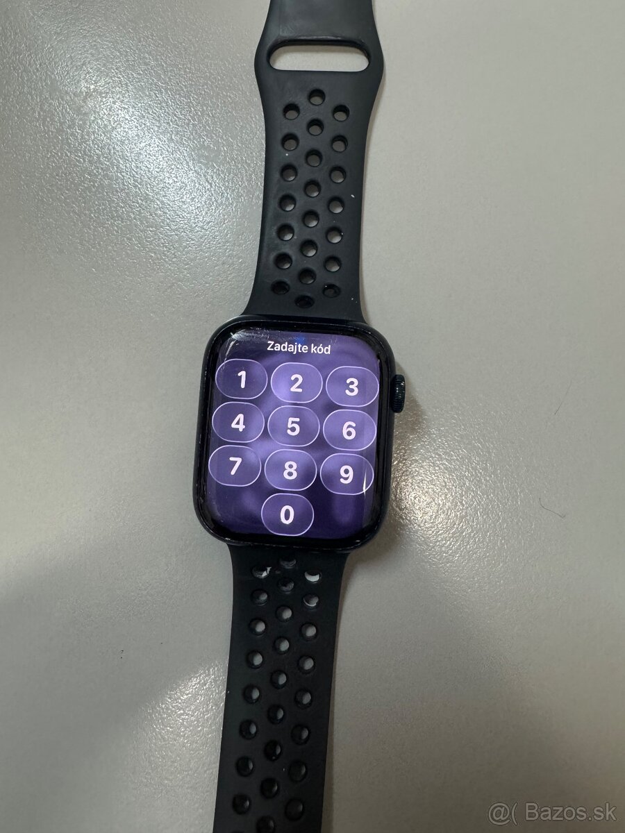 Predám Apple Watch 9 45mm - 3