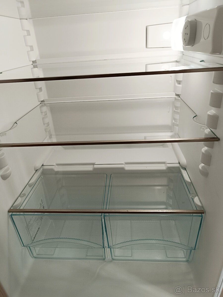 Liebherr K 230 - chladnička - 3