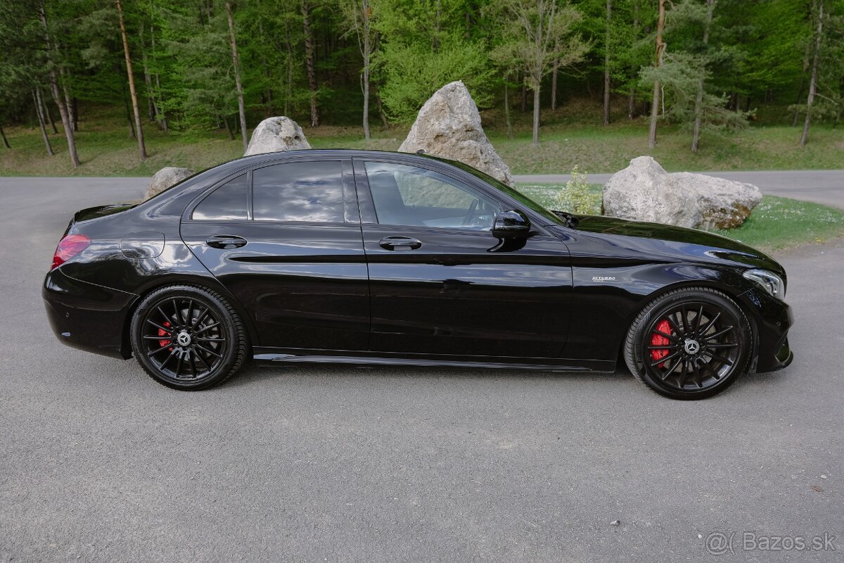Mercedes C43 AMG FULL VYBAVA - 3