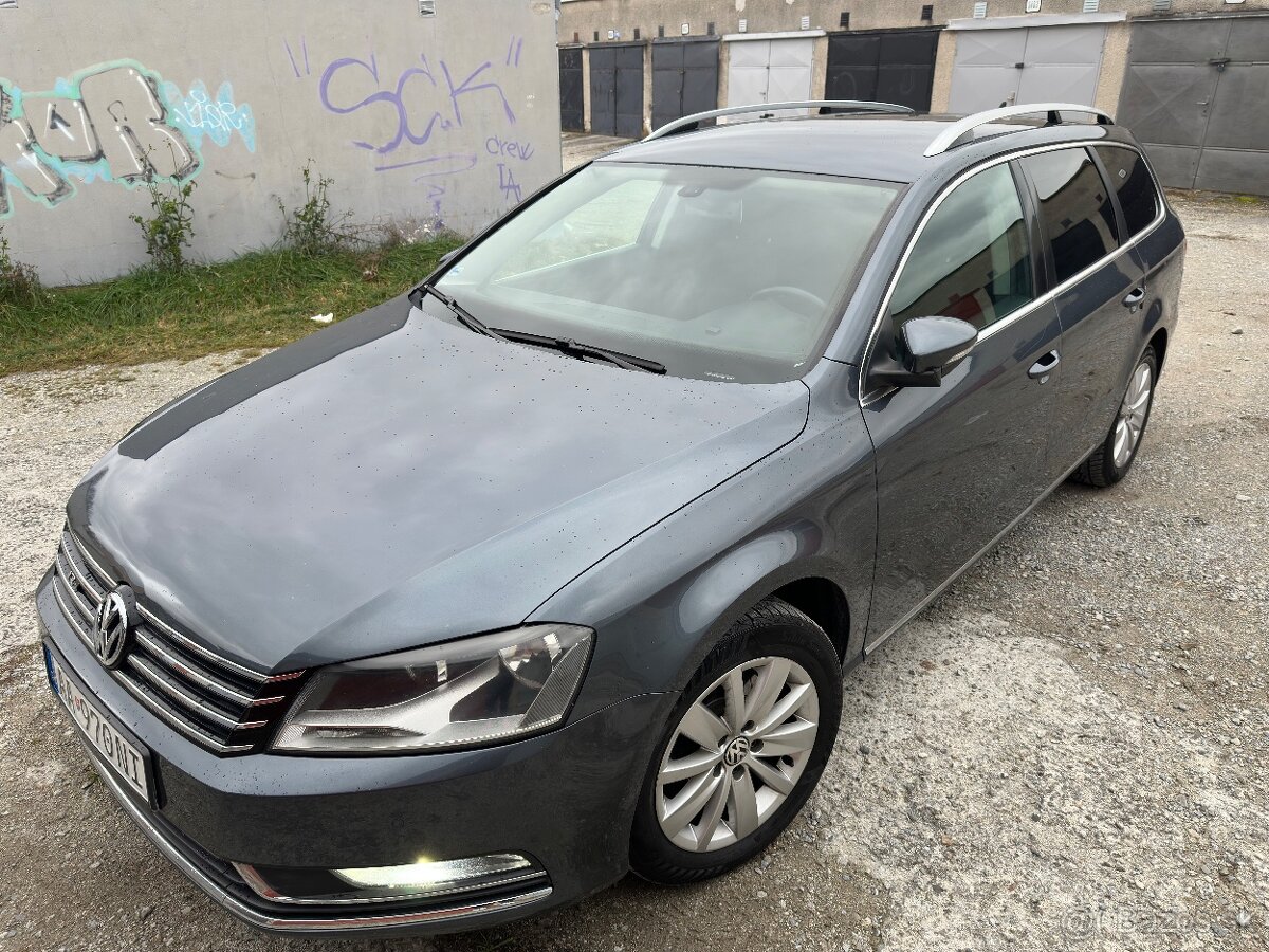 VW Passat B7 Variant 12/2013 1.6 TDi 77kw 7.st.AT NOVÁ TK/EK - 3
