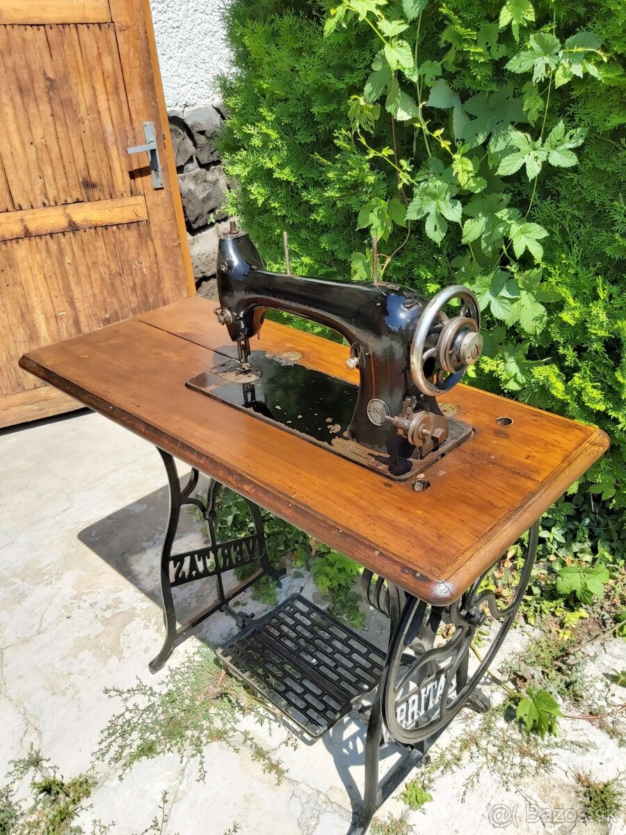 Šijací stroj Veritas - 3