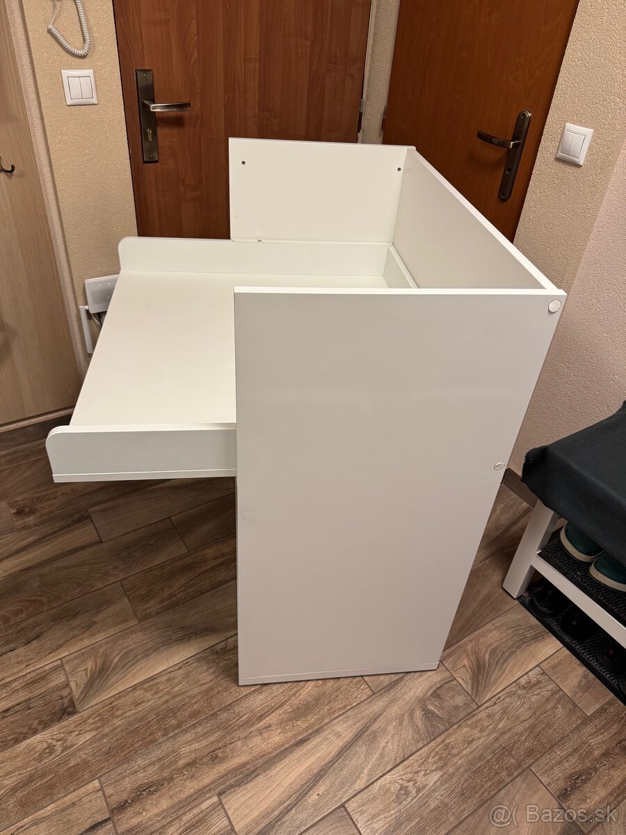 Predám prebaľovací pult/detský stôl - 3