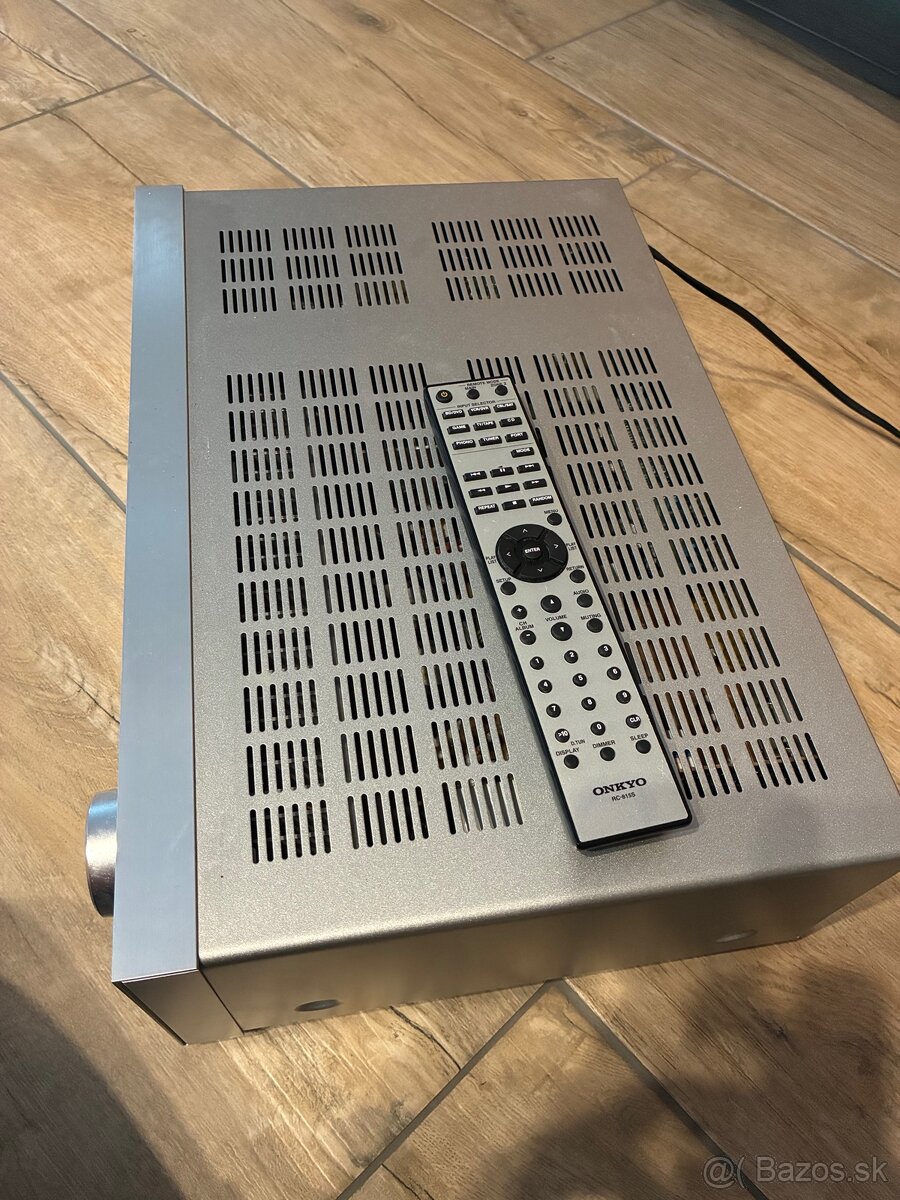 Onkyo TX8030 - 3