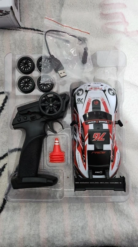 RC Drift Racing Auto ENOZE - Červeno-Biela - 3