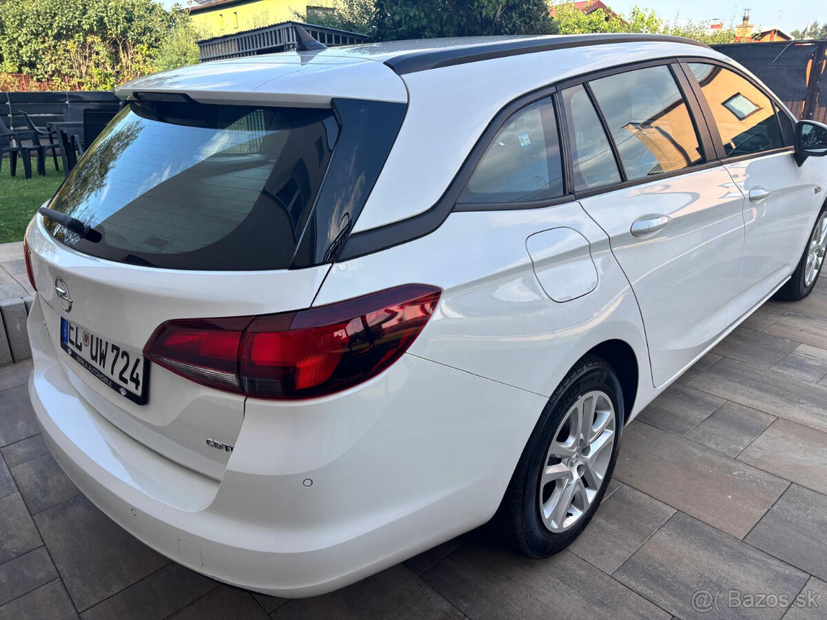 Opel Astra Sports Tourer+ - 3