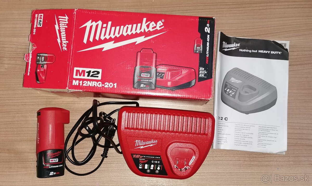 Milwaukee M12 XL - bunda s ohrevom - 3