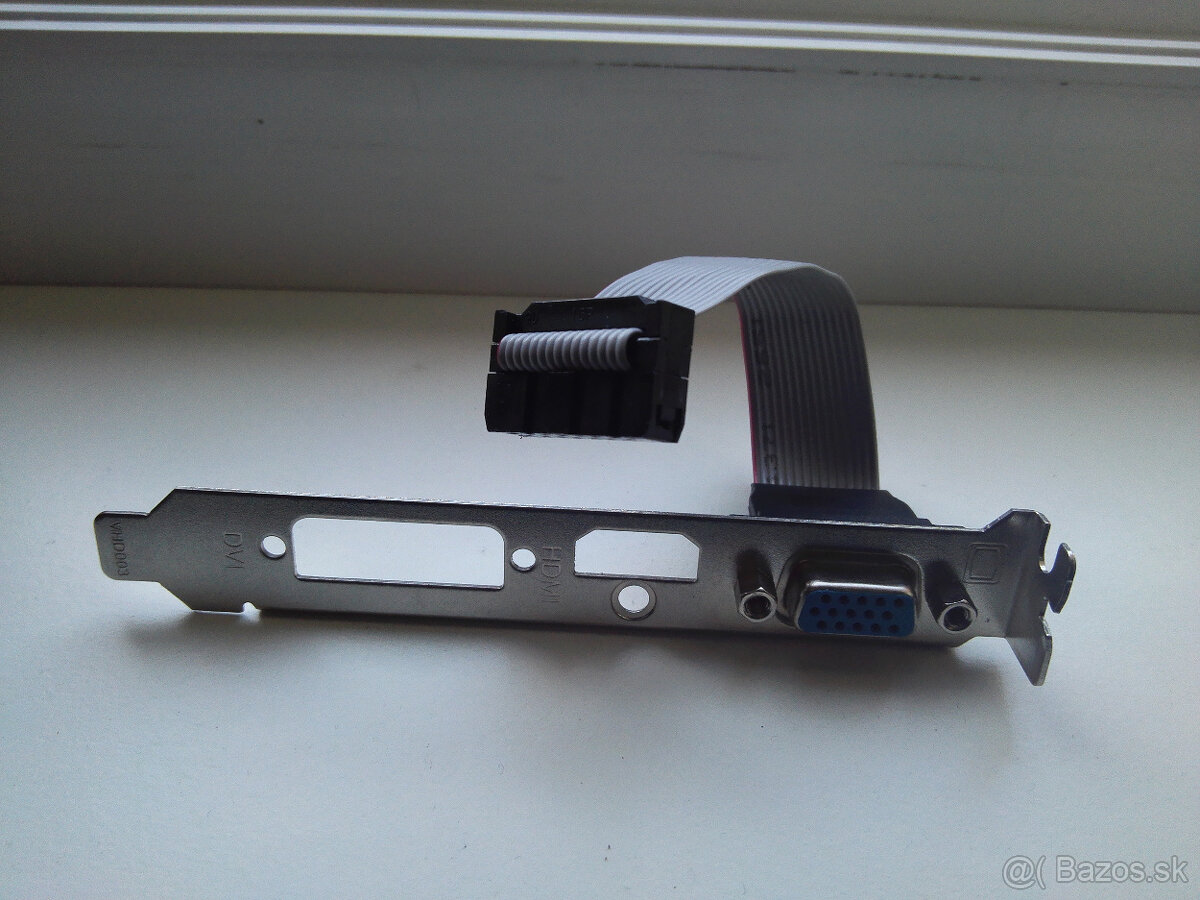 GIGABYTE GeForce GT 1030 Low Profile 2G - bez ventilátora - 3