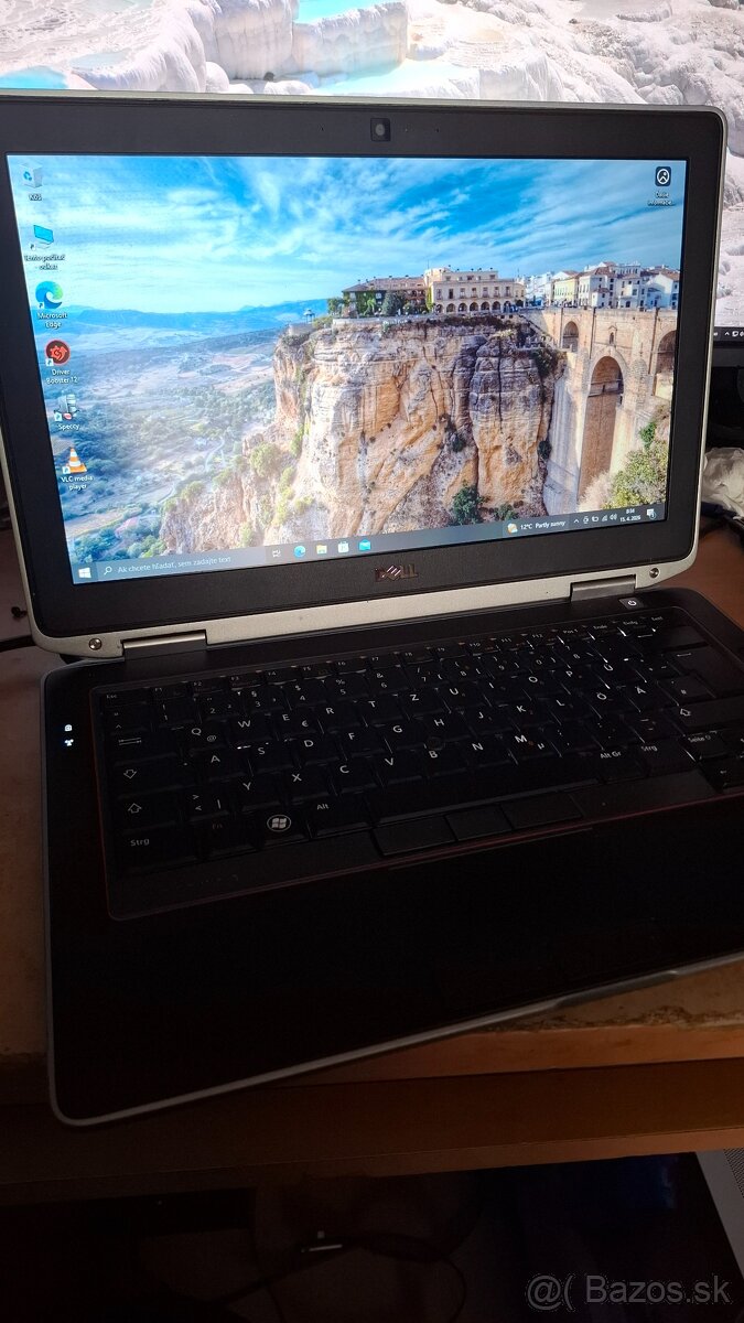 Dell latitude E6320 - 3