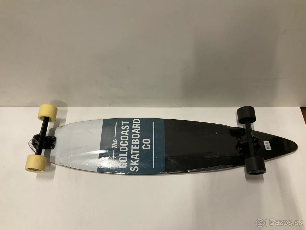 UPLNE NOVY SKATEBOARD - 3