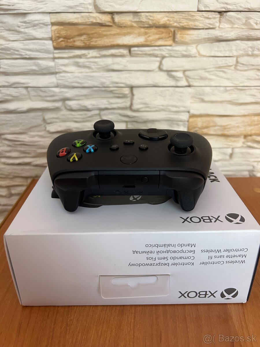 Xbox ovládač - 3