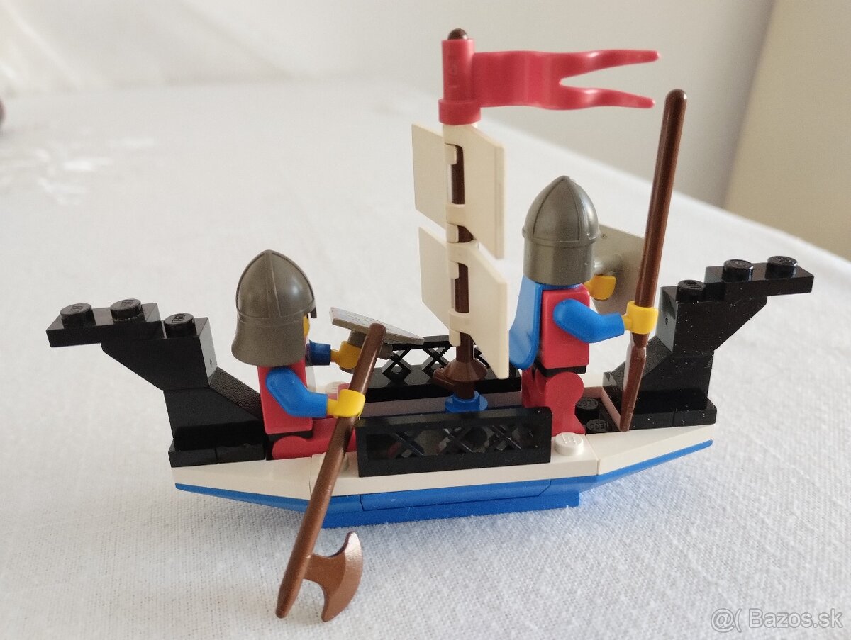 LEGO Castle 6017 King's Oarsmen - 3