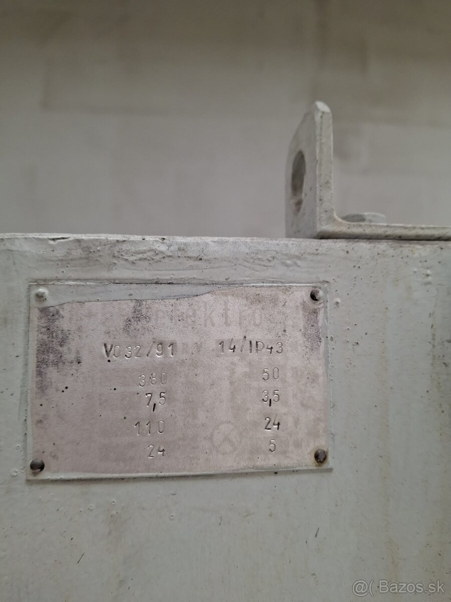 Radiálna vŕtačka MAS VO 32 - 3