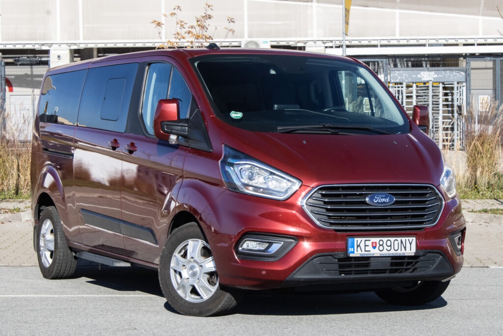 Ford Tourneo Custom 136kW (2021) - 3