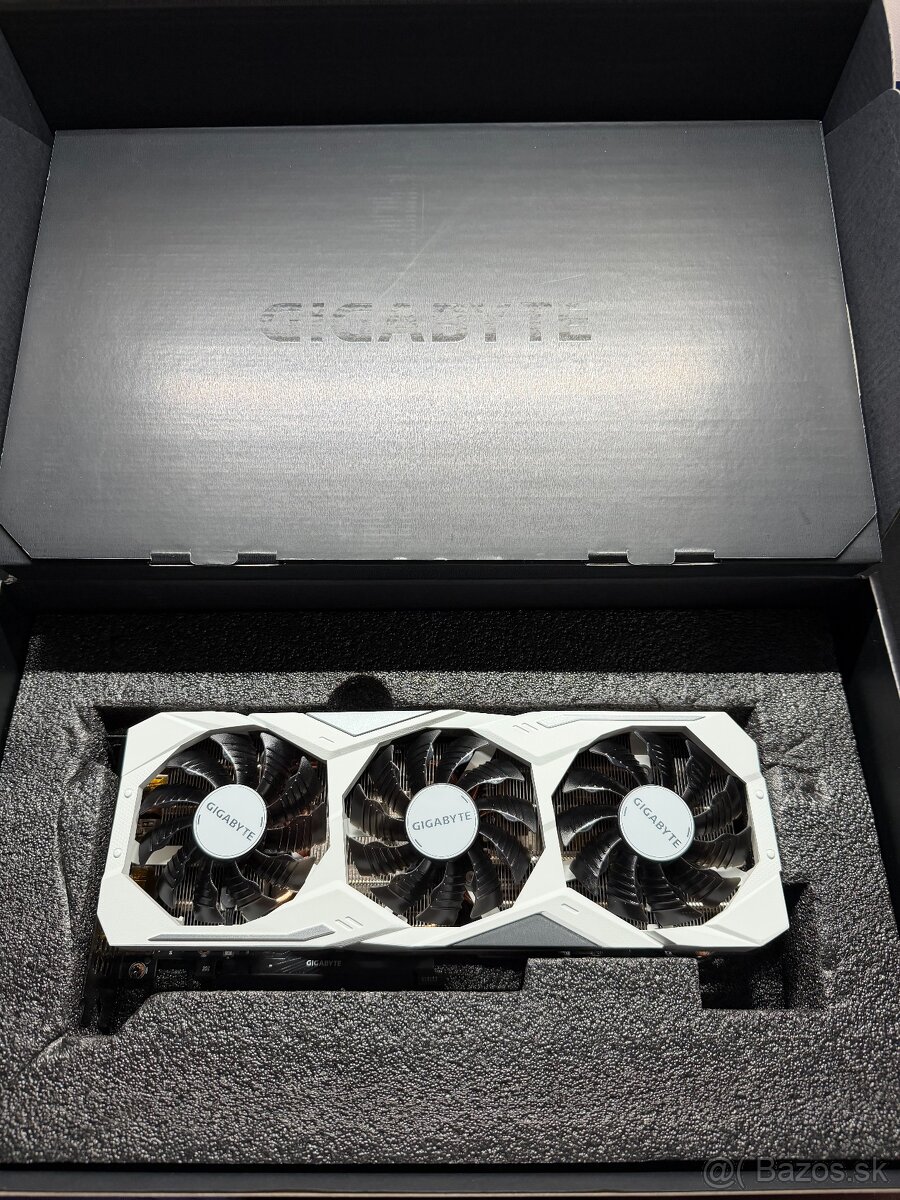 Gigabyte GeForce RTX 2070 Super Gaming OC 3X White 8G - 3