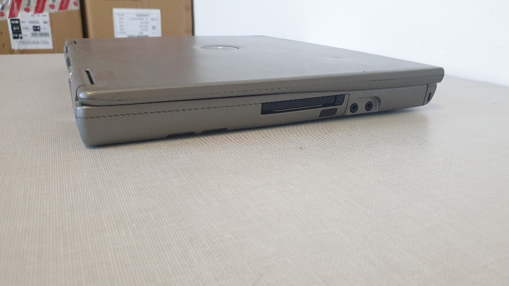 DELL Latitude - 3