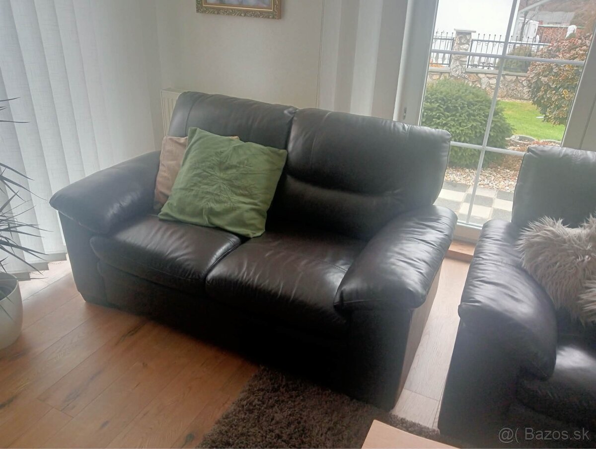 Predám sedačku koženú 3+2+2 - 3