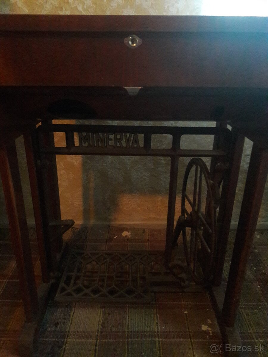 Šijacia mašina MINERVA - 3