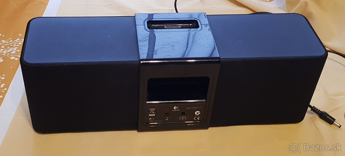 Přenosny reproduktor Logitech S-00067 iPod/iPhone Speaker - 3