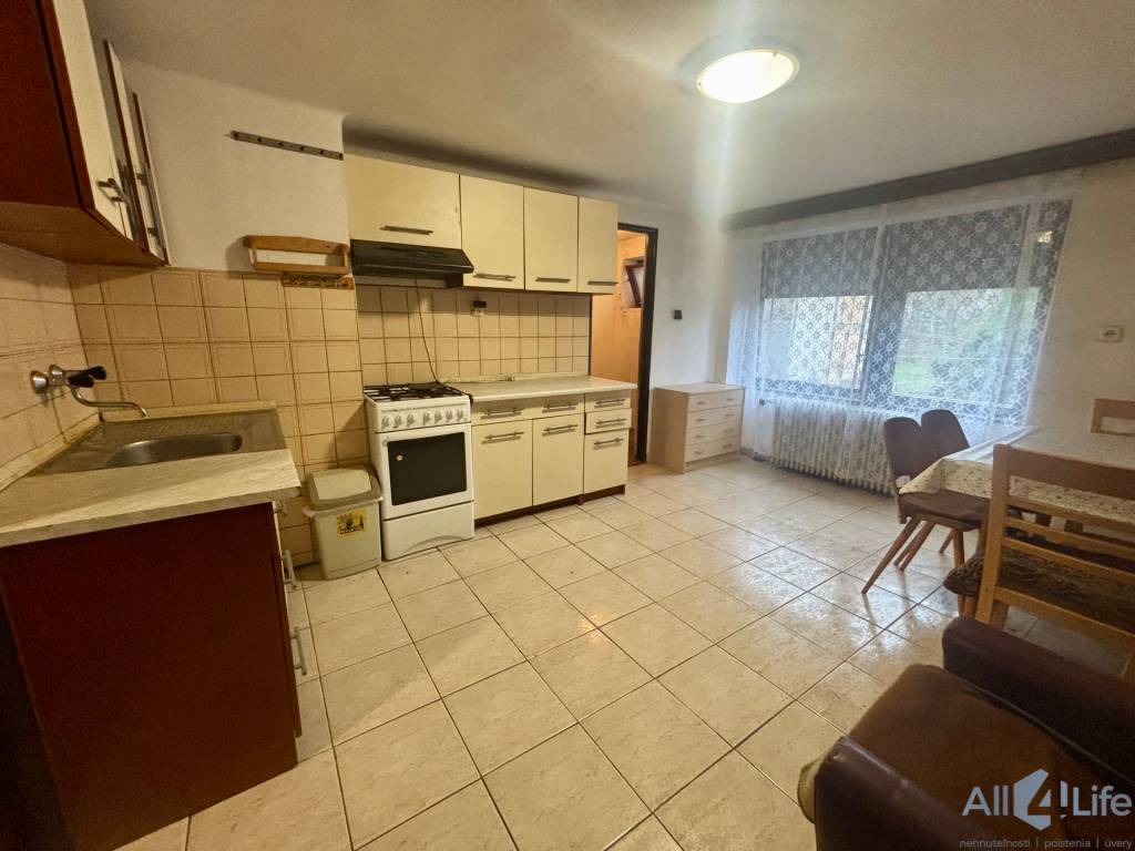 Rodinný dom na skvelej adrese – Veselé pri Piešťanoch - 3