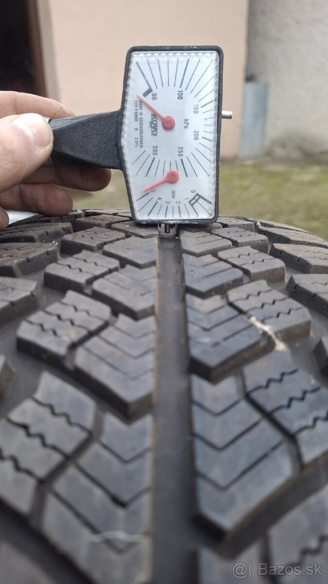 195/60 R15 zimne pneumatiky - 3