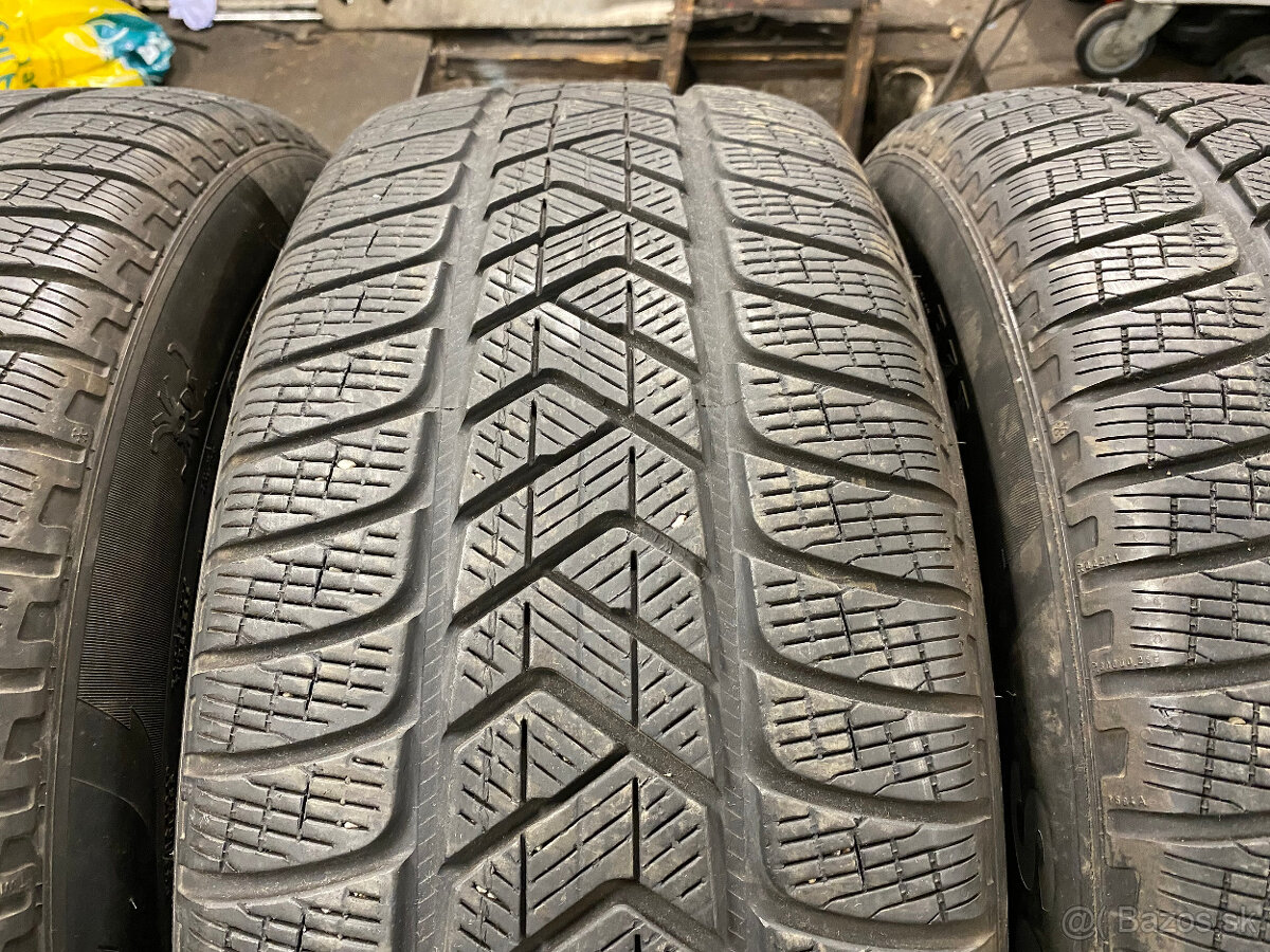 Pirelli Scorpion Winter 235/55 R18 ZIMNE - 3