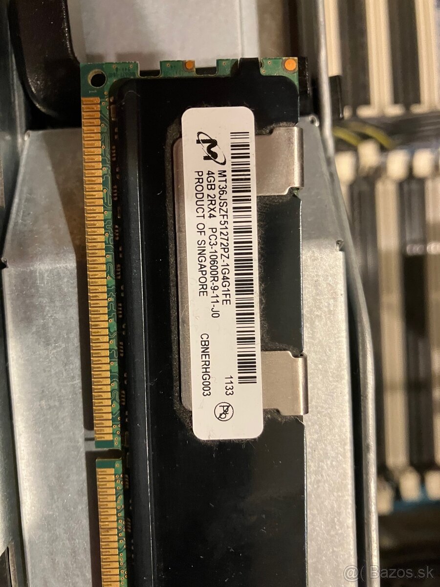 2 x 4GB RAM - 3