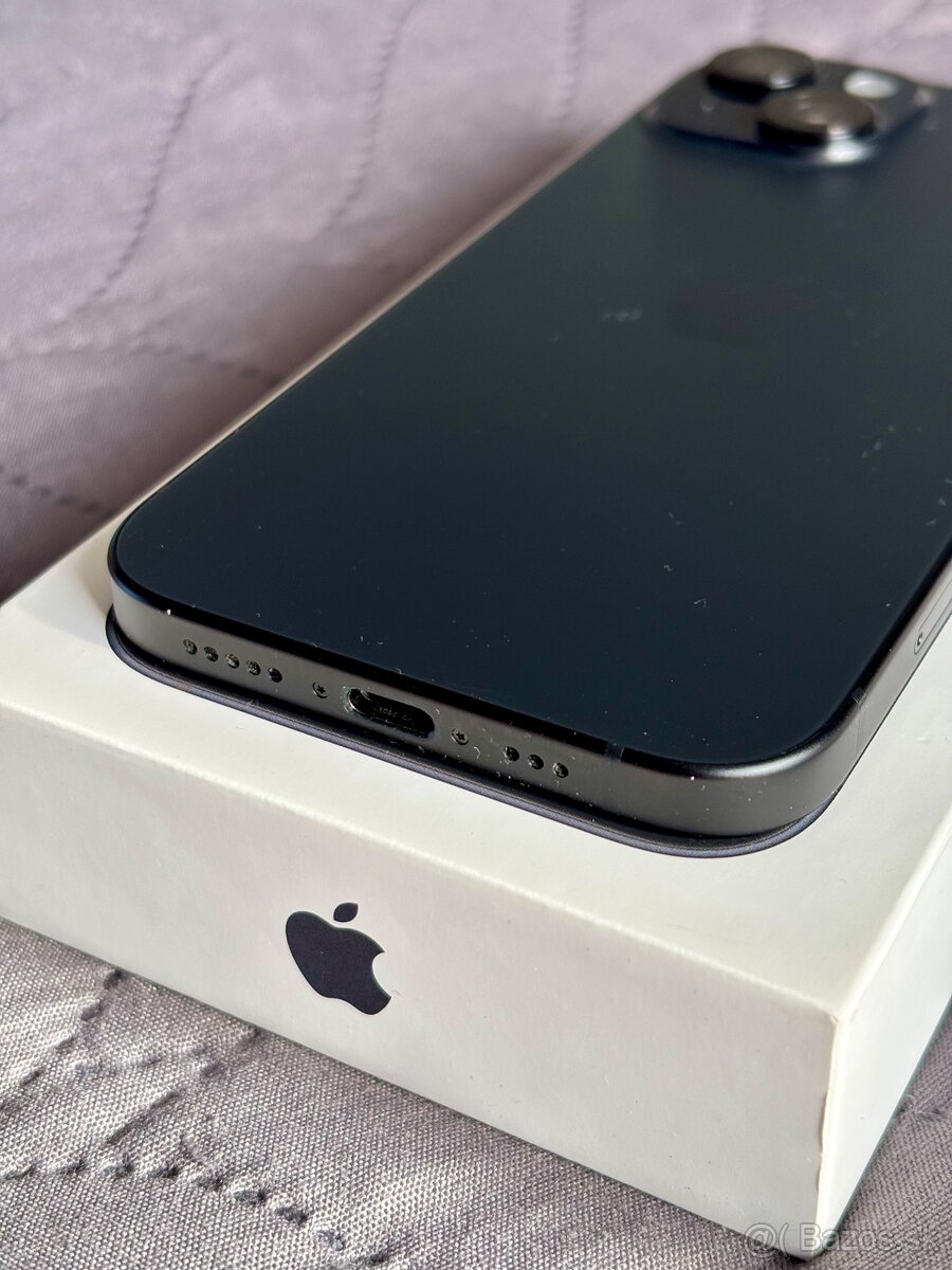 iPhone 15 Black 128GB - 3