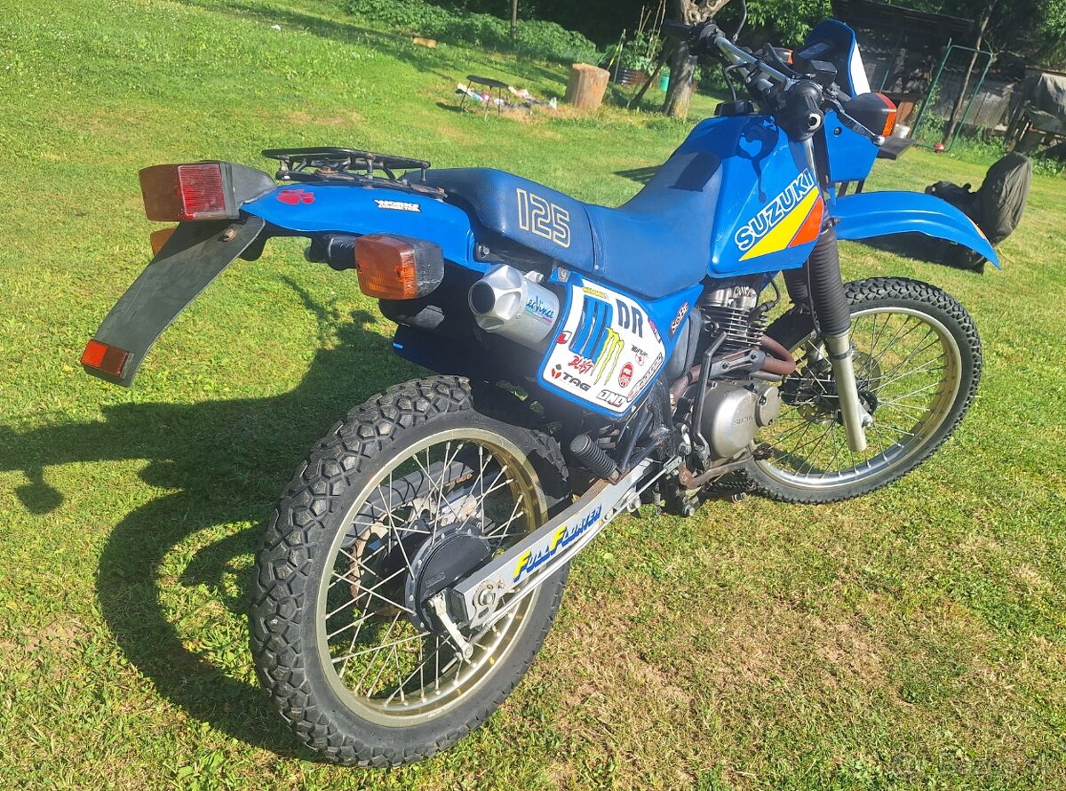 Suzuki dr 125
