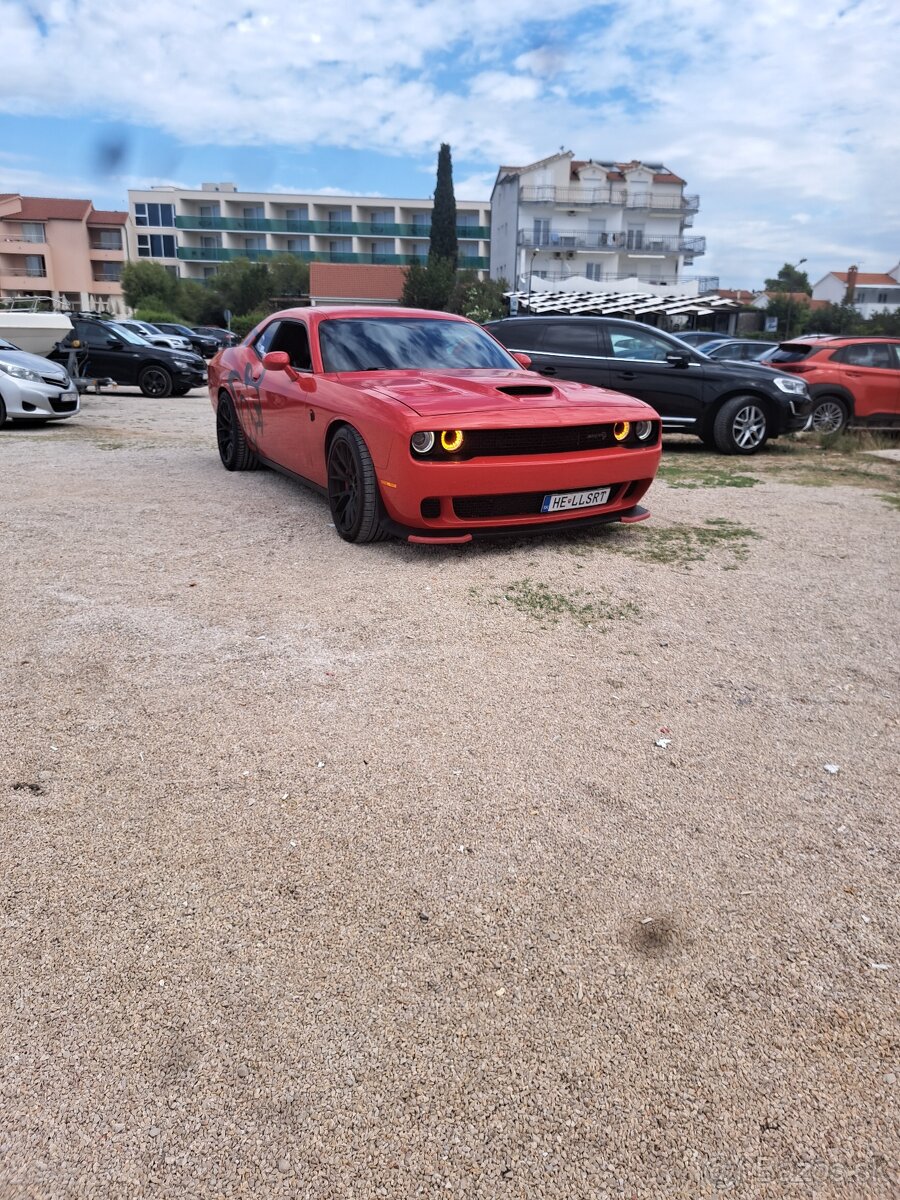 Predam dodge challenger 6.2 hellcat