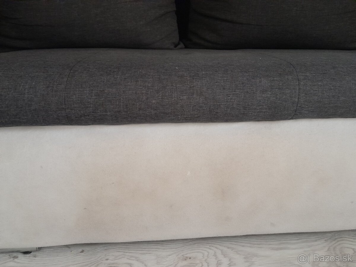 Sedacia suprava v tváre U - 3