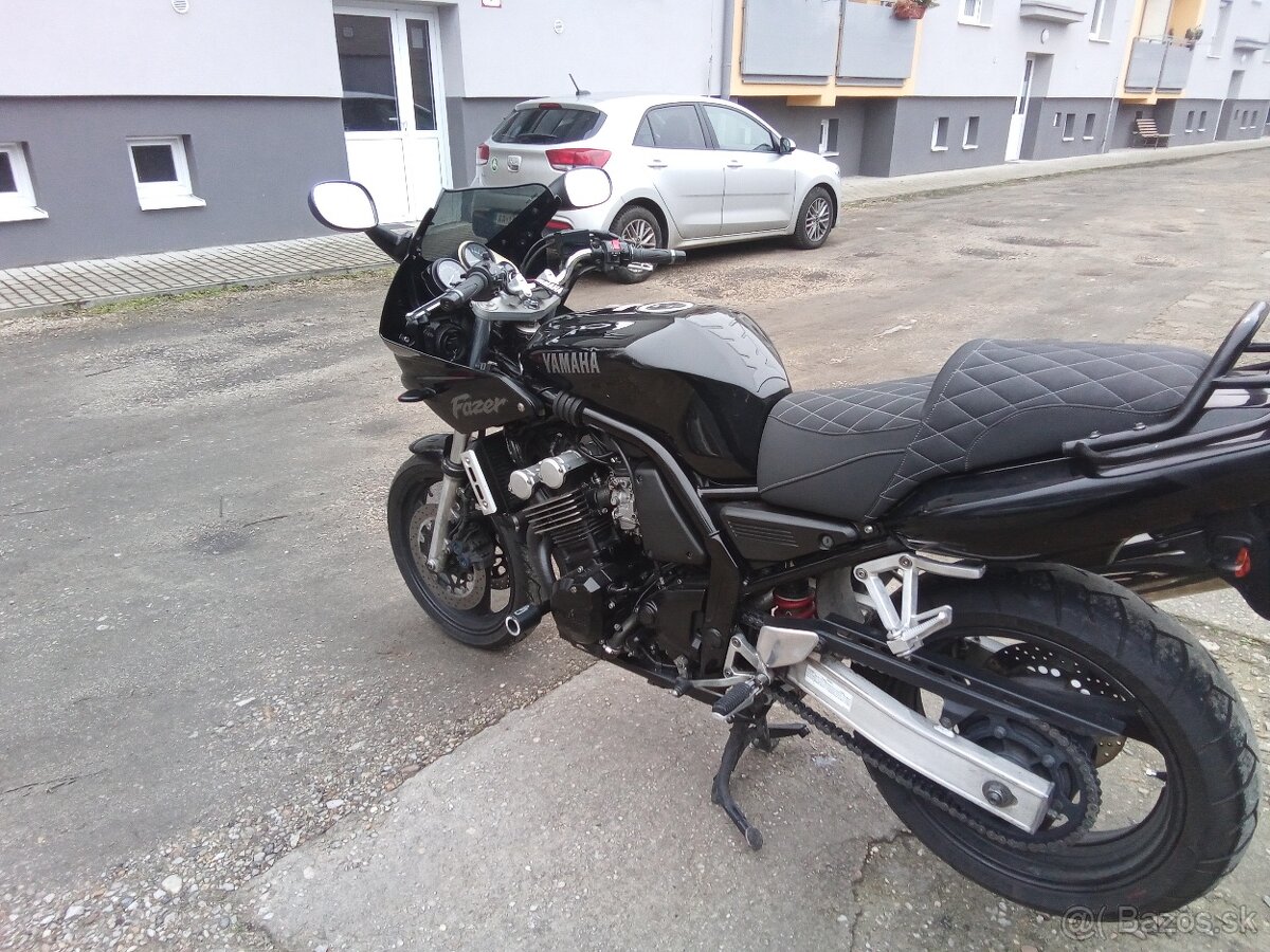 Yamaha Fazer - 3