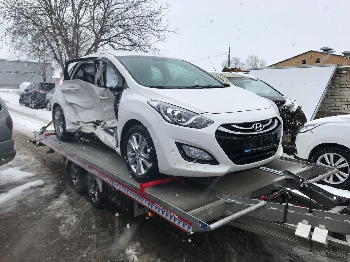 Hyundai i30 2012 - 2017 hatchback - 3