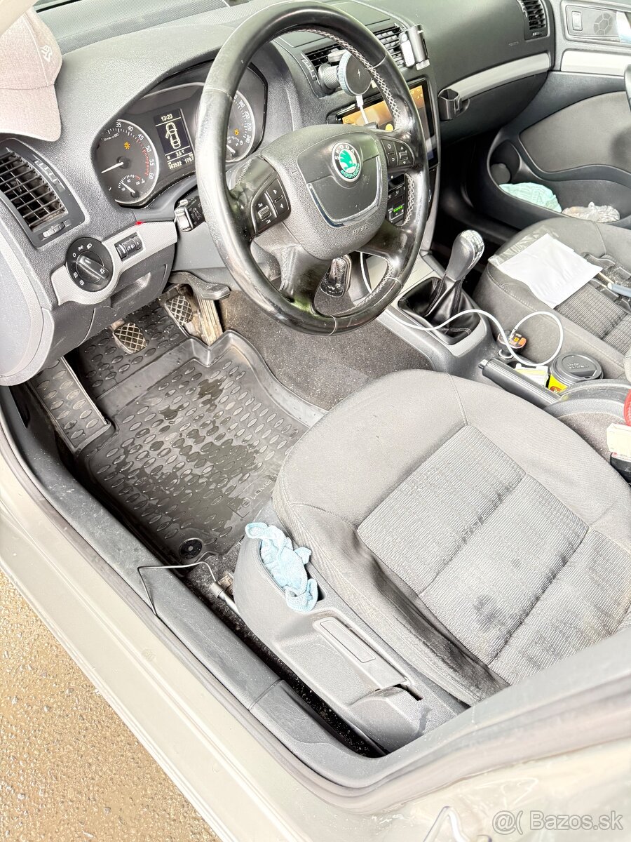 PREDÁM SKODA OCTAVIA 2.0 103 kW - 3