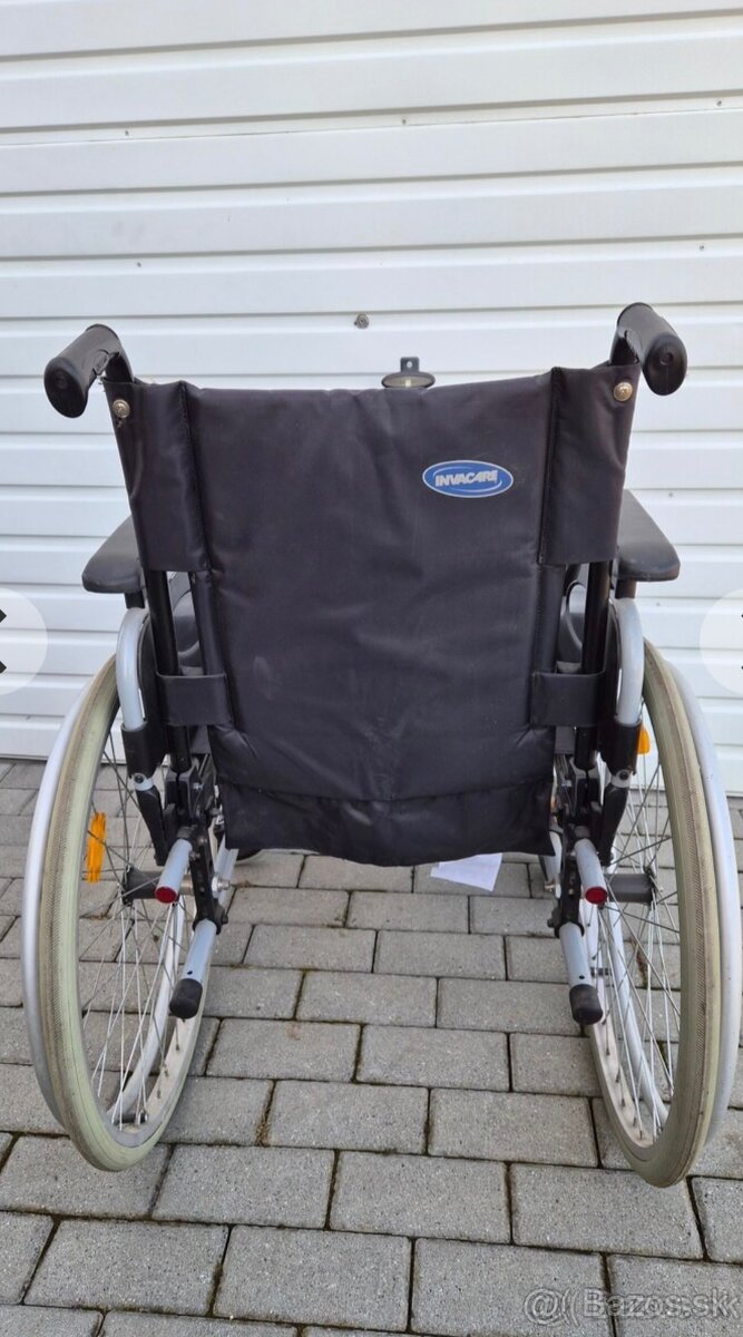 Predám skladací invalidný vozík - 3