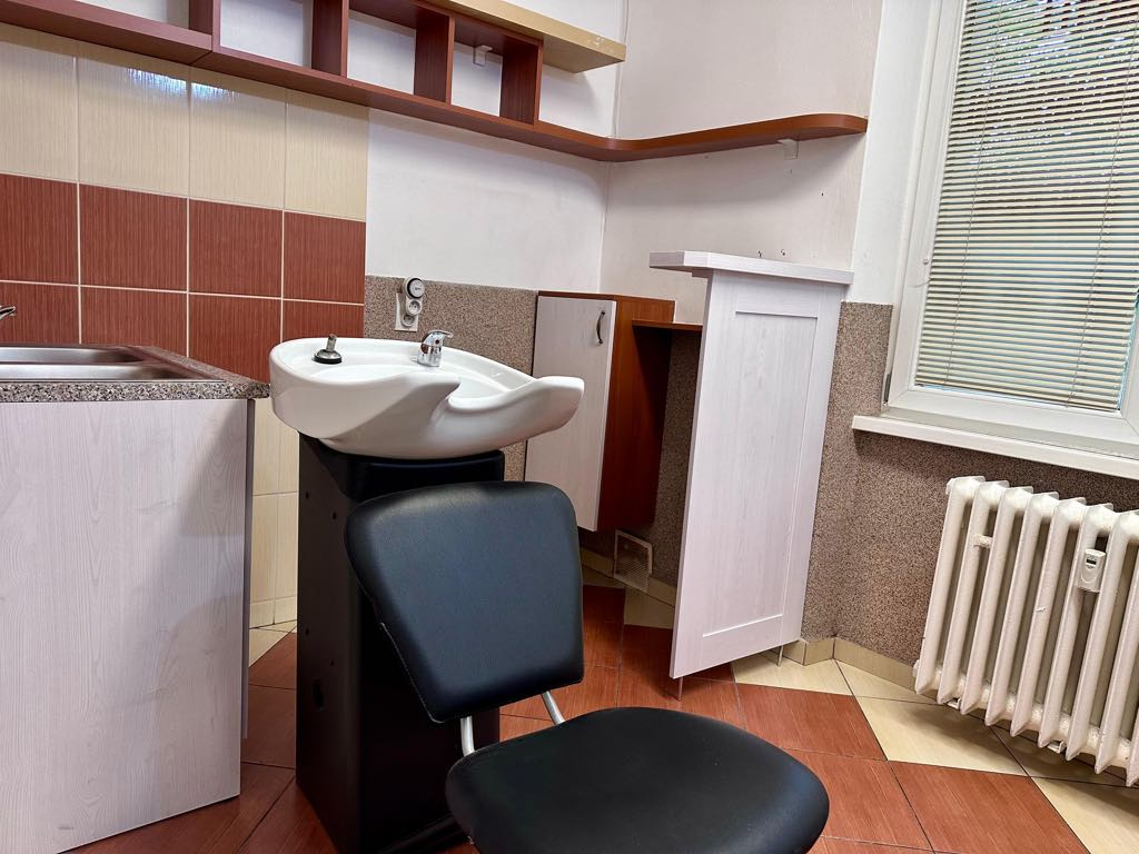 Prenájom kaderníctva v Šali - 3