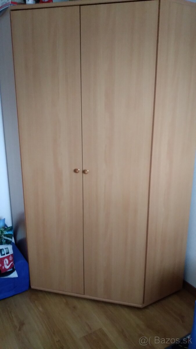 rohová skriňa buk - 3