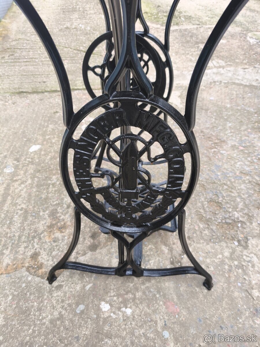 Predám šijací stroj Singer - 3