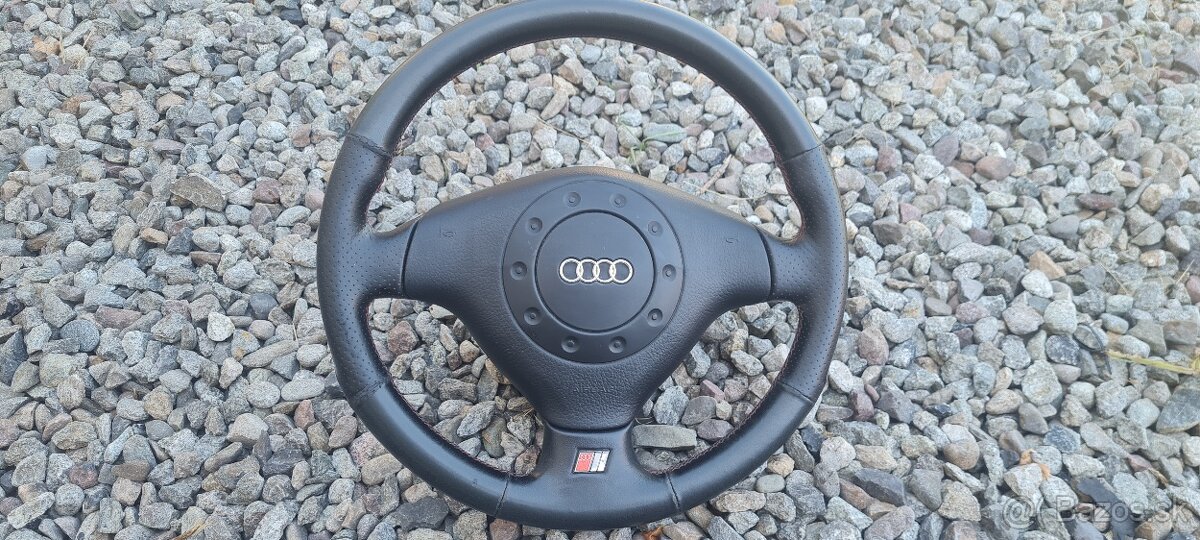 Volant audi s6 c4 - 3