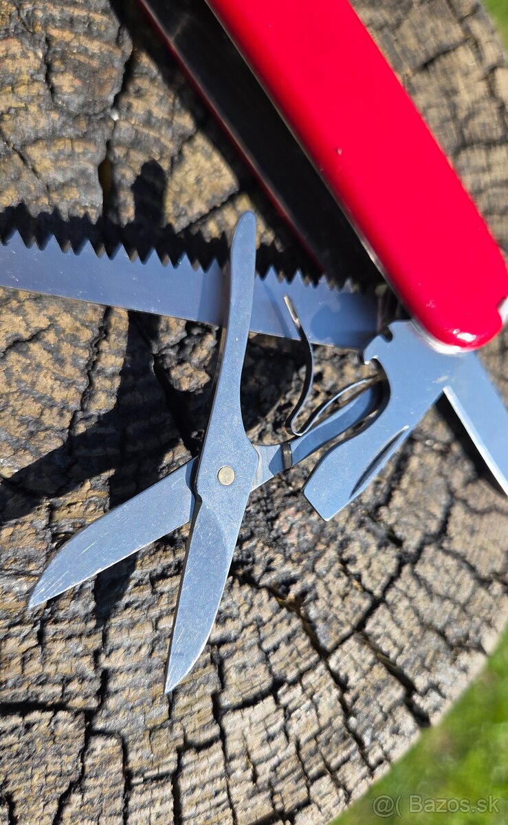 Victorinox Huntsman - 3