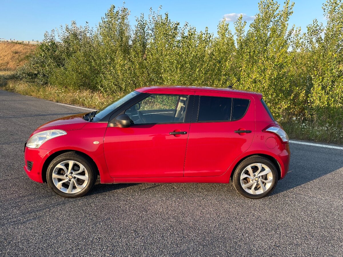 Suzuki Swift 1.2 - 3