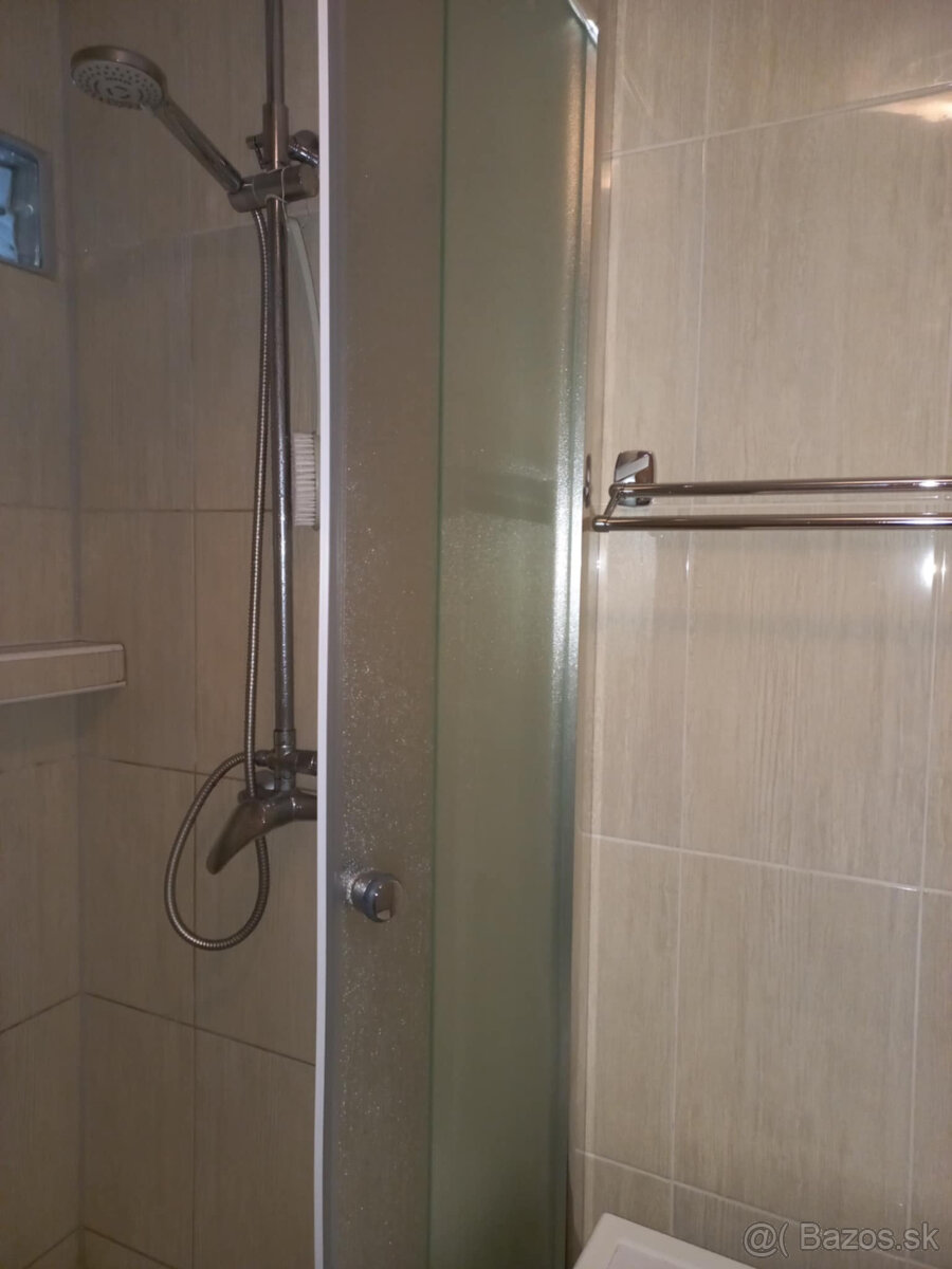 predam dvere na sprchovy kut - 3