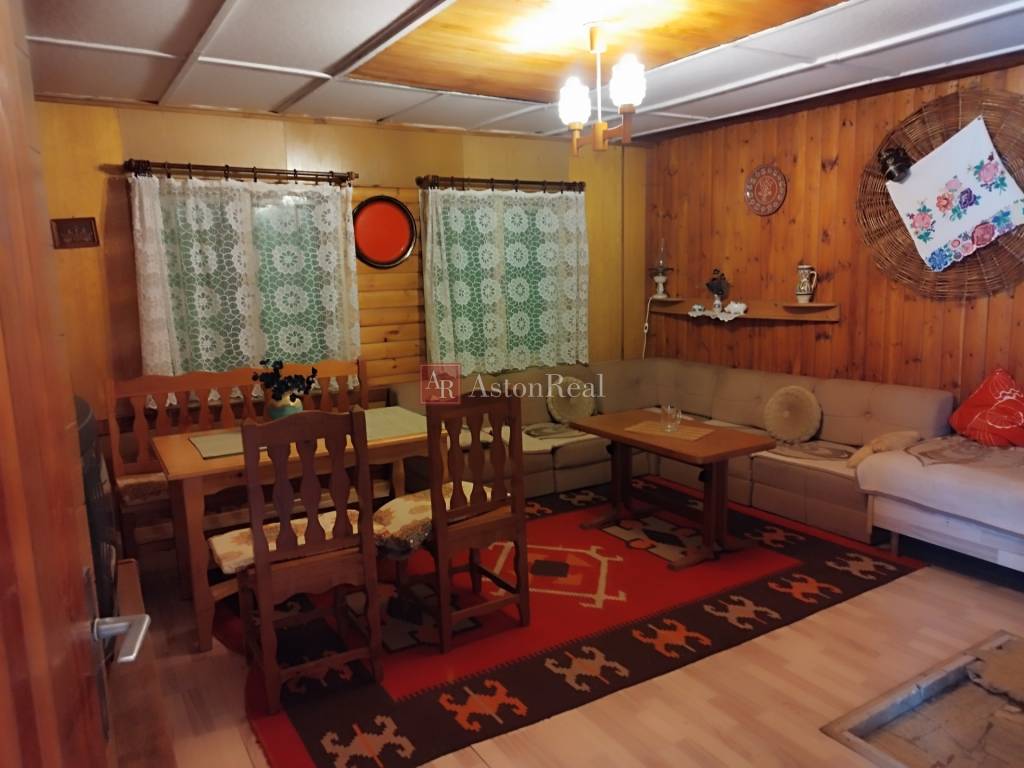 DVOJPODLAŽNÁ CHATA pod lesom, Veľká Lúka pri kúpeľoch Sliač - 3